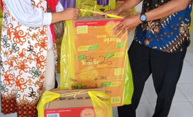 Penyerahan Makanan Tambahan Posyandu di RT.26 Bidang Pemberdayaan Masyarakat Tahun 2023